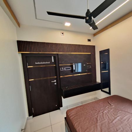 Sundar Lodge Tiruppatur 外观 照片